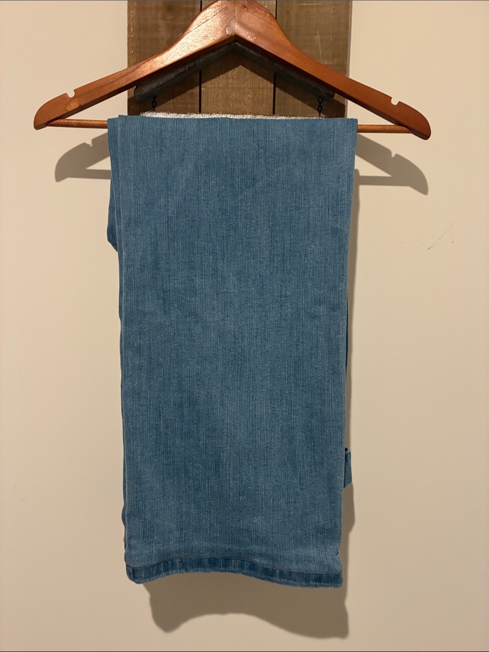 Anna & Ava Straight-Leg Jeans in Medium Blue Denim